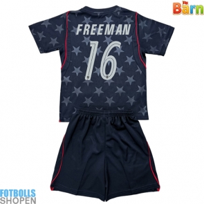 Billiga Förenta stater Alex Freeman #16 Bortatröja Barn VM 2026 Kortärmad (+ Korta byxor)